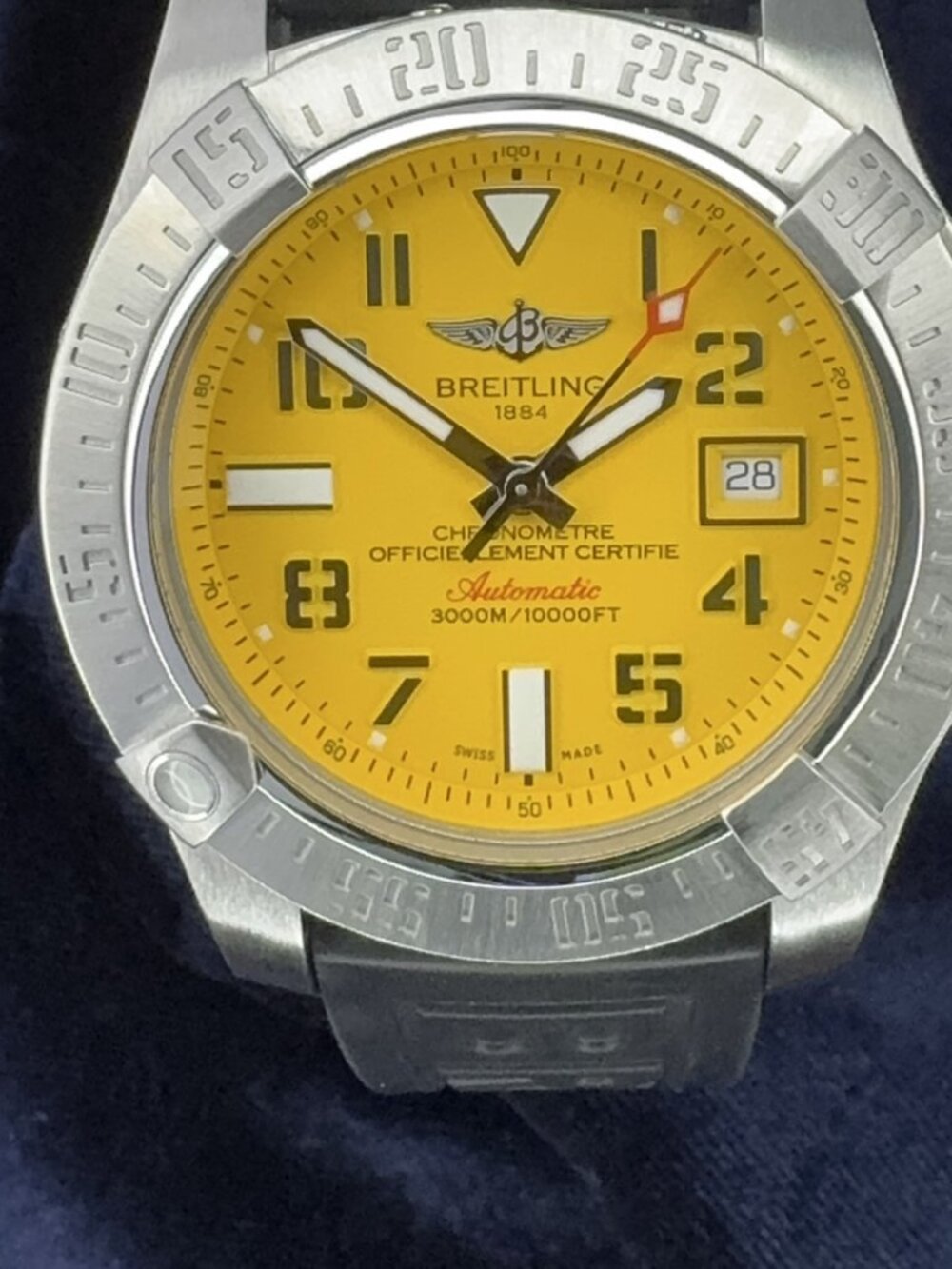Breitling Avenger II Seawolf A17331 45mm Yellow Dial Automatic Chronometer 3000m
